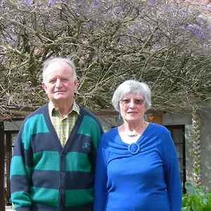 Sous La Glycine Bed and breakfast